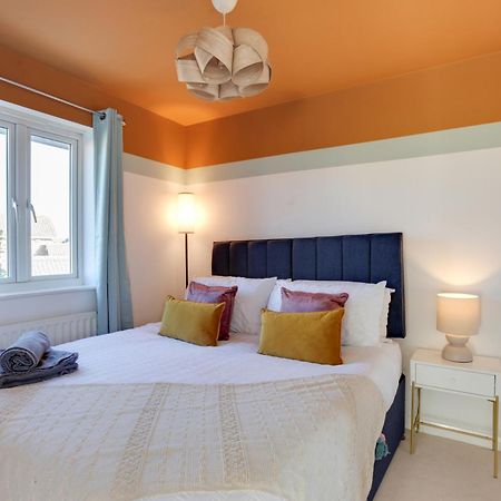 Cosy Two Bedroom House - Chelmsford - Free Parking And Wifi Bagian luar foto